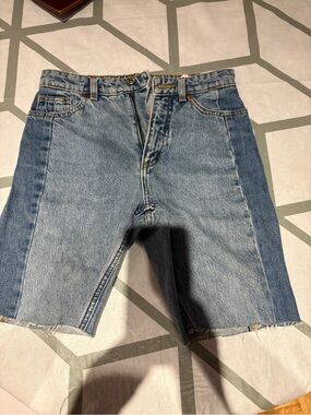 3/15$ Monki "Kimomo" high-relaxed jeans  shorts